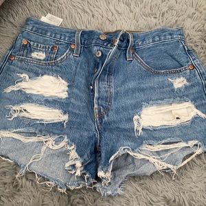 Levi’s shorts